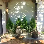 La Pergola Alojamento de Acomodação e Pequeno-almoço 3*